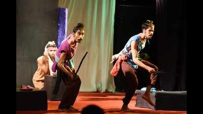 G Sankara Pillai’s Asthana Viddikal staged in city