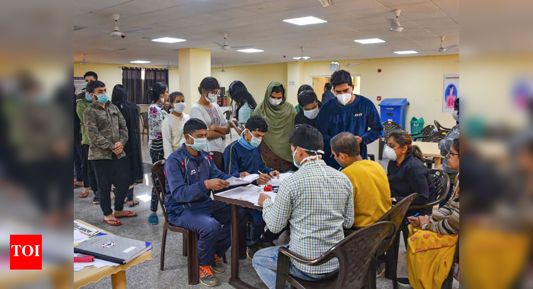 Govt prepares to evacuate remaining from Wuhan