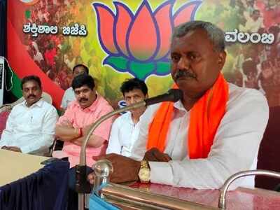 S t somashekar family S t somashekar family