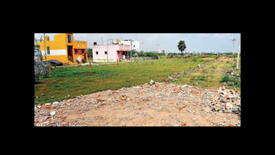Tamil Nadu: Ravaged by raw sewage, Korattur lake now lies encroached