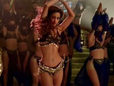 'Baaghi 3' song 'Do you love me': Fans stand divided over Disha Patani's dance number