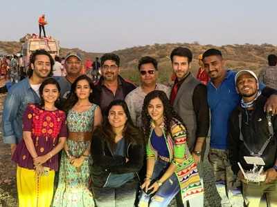 Yeh Rishtey Hain Pyaar Ke completes one year; Shaheer Sheikh shares a post with the cast and crew