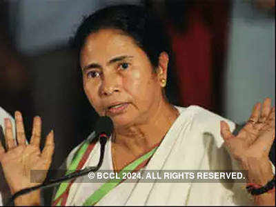 Mamata to meet Shah; BJP says she's making 'futile attempts' to save scam-tainted TMC leaders