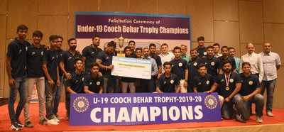Baroda under-19 team felicitated by Baroda Cricket Association