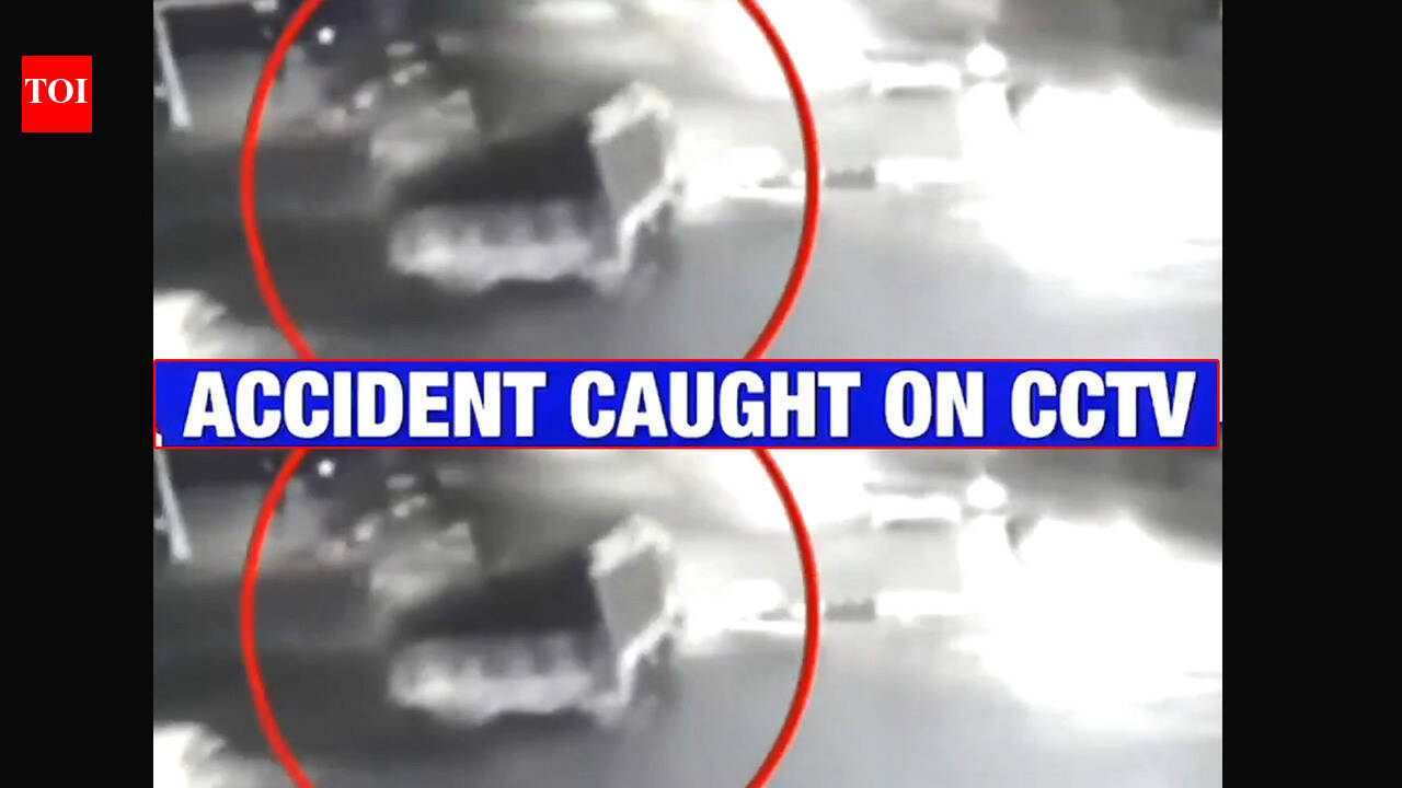 Accident caught on CCTV: Three killed by speeding truck in Jaipur