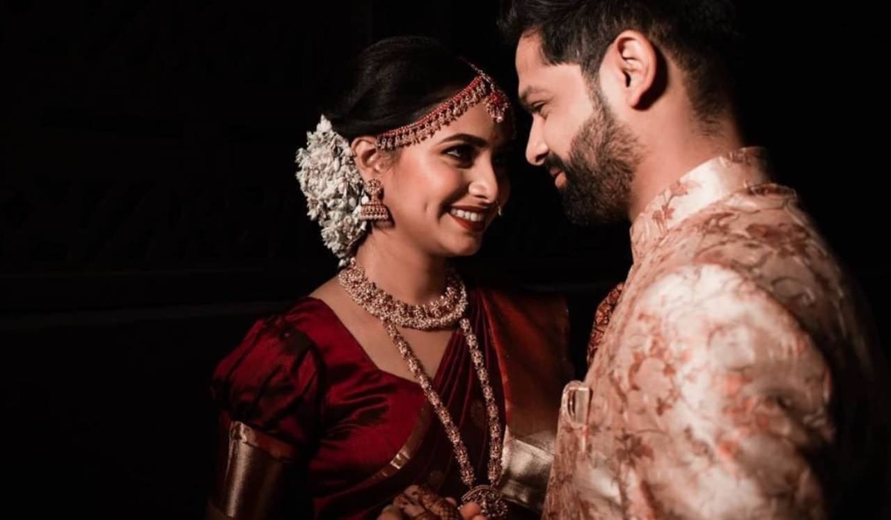 Adorable and Charming Marathi Wedding Couple Portraits That We Utterly Love