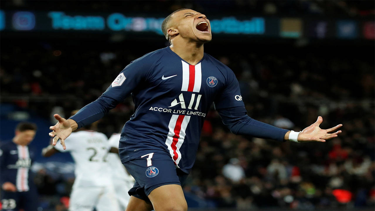 Paris Saint Germain 4-0 Marseille: Kylian Mbappe injured as PSG