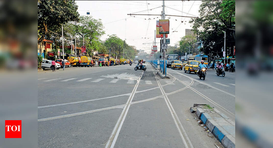SUV hits woman, then runs her over in Kolkata | Kolkata News - Times of ...