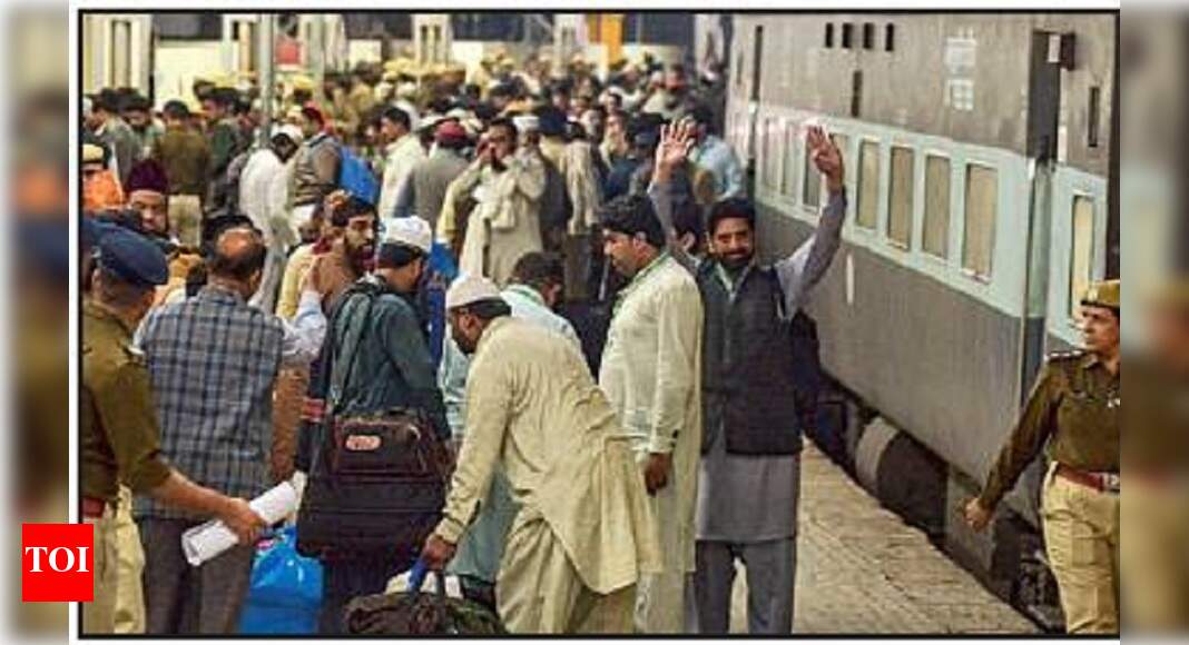 Raj govt places curbs on Ajmer pilgrims from Pak
