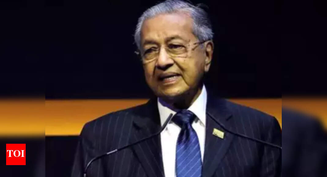 Mahathir wants House meet to test new PM’s majority claim