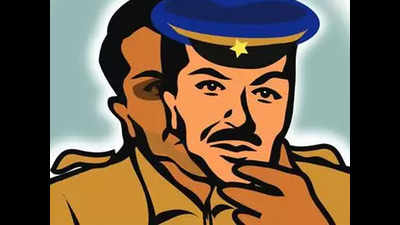 Rajkot: Posing as cops, four robbers loot Rs 2.5 lakh from restaurant