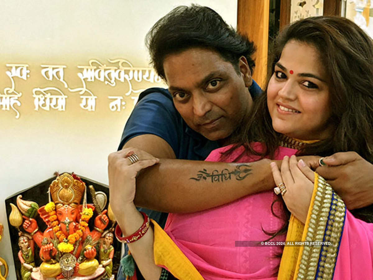 Ganesh Archarya inks his wife Vidhi's name on her birthday | Hindi Movie  News - Times of India