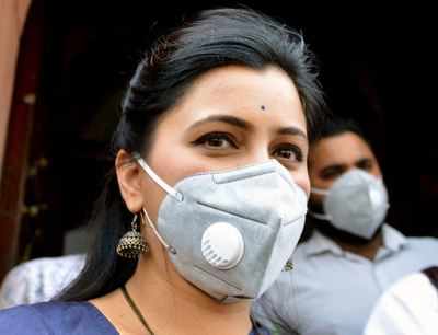 MP Navneet Ravi Rana asks question wearing mask in Lok Sabha