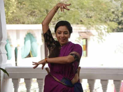 Rupali Ganguly dances barefoot on scorching floor of Sun temple in Ahmedabad