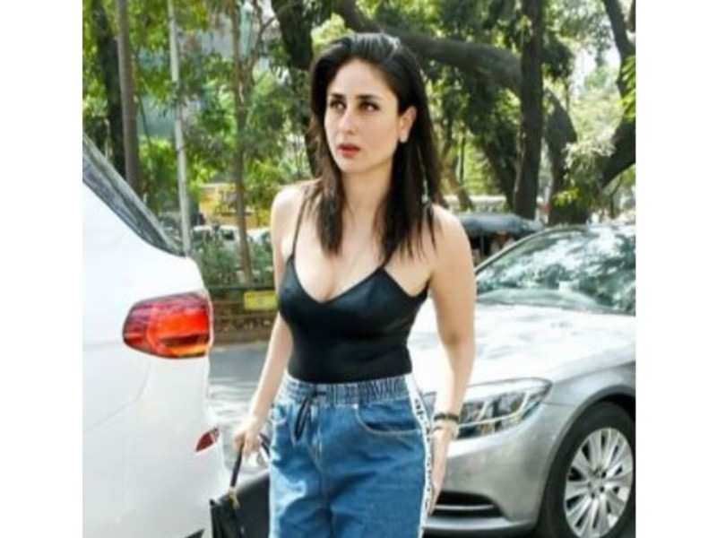 Did You Notice Kareena Kapoor Khan S Instagram Profile Picture Hindi Movie News Times Of India