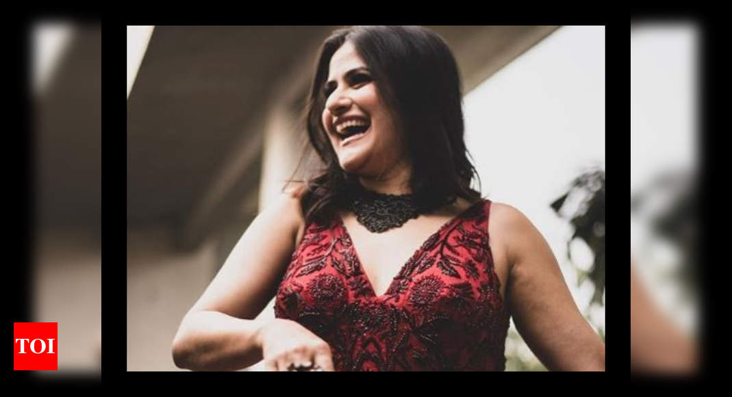 Sona Mohapatra Never Wanted To Be Biggest Playback Singer Hindi Movie News Times Of India