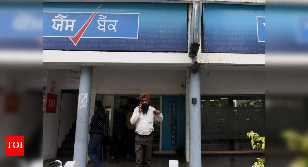 Yes Bank crisis Panic grips account holders in Chandigarh Chandigarh