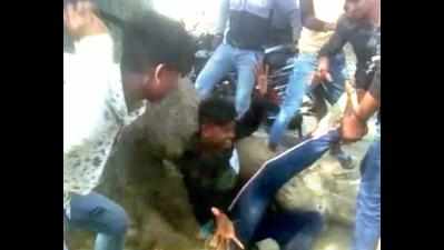 Dalit man battered with belt in Unnao on suspicion of pig theft