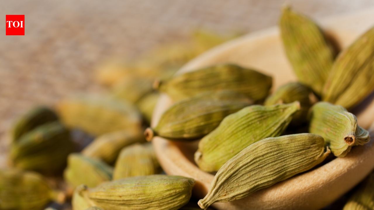 Superfood Elaichi: How to use the spice for weight loss