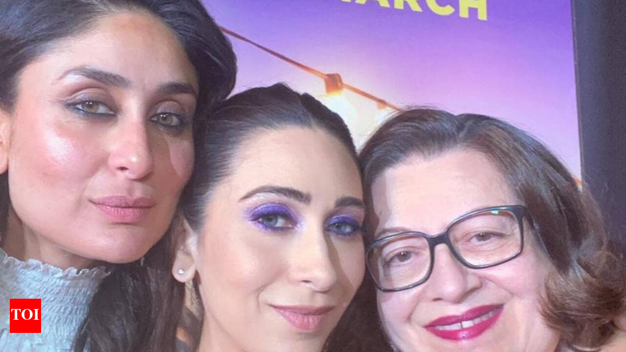 Wonder Women Kareena Kapoor Khan, Karisma Kapoor and mom Babita pose for a  stunning selfie | Hindi Movie News - Times of India