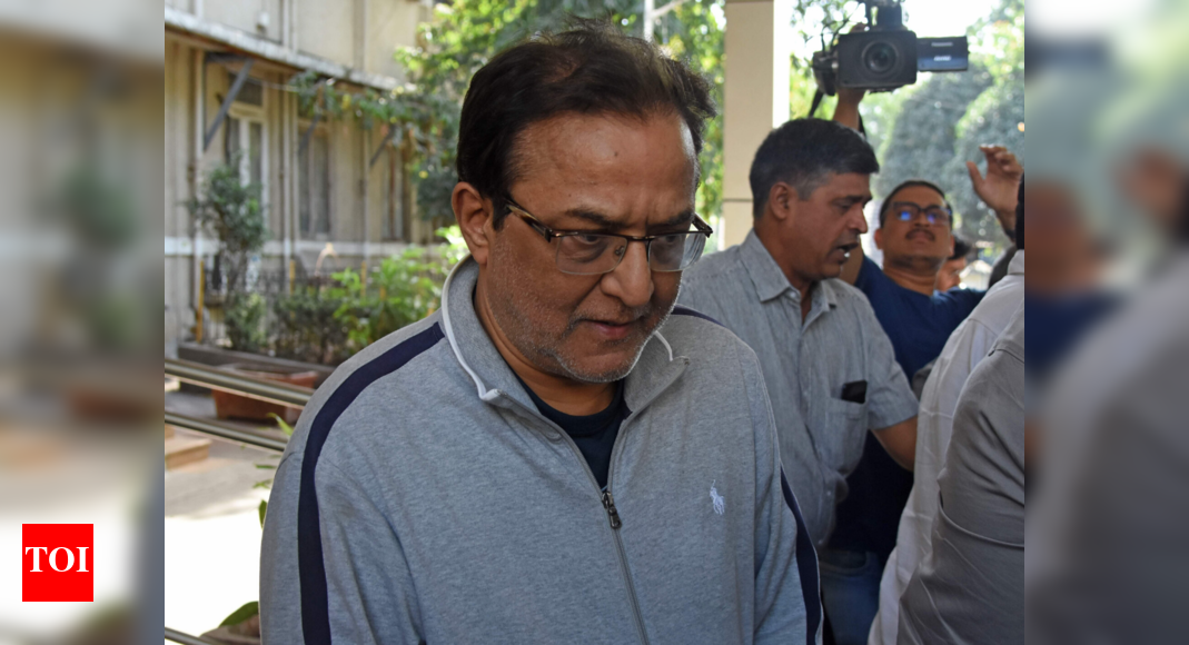 Kapoor’s secy negotiated ‘kickback’ with DHFL: ED