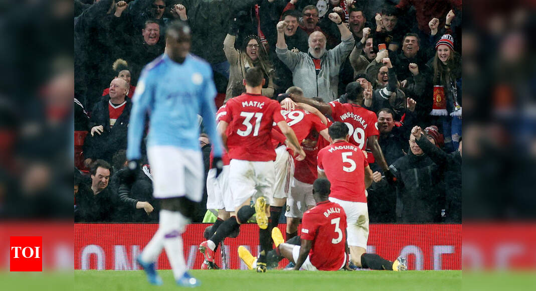 Manchester derby: United complete 'Manchester derby' double over City