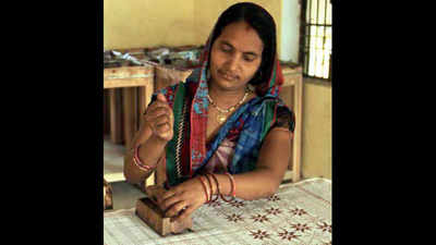 Hardoi women woo brands with handicraft skills