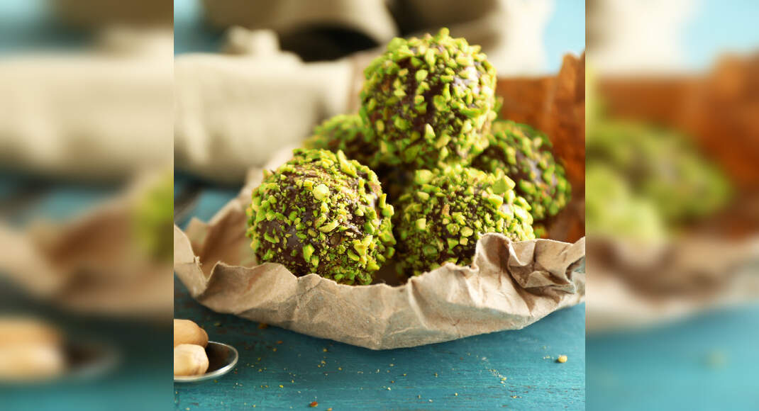 Nutty Chocolate Laddoo Recipe: How to Make Nutty Chocolate Laddoo Recipe | Homemade Nutty Chocolate 