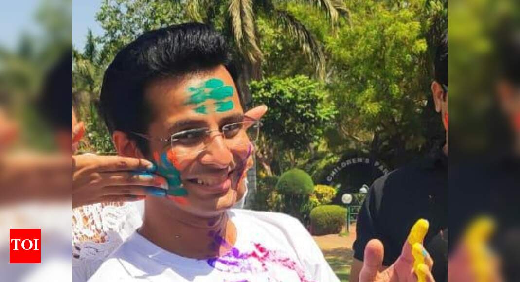 Exclusive! Ojas Rawal Holi can very well be celebrated with flowers