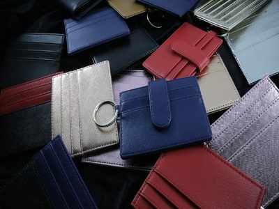 Buy CREDIT CARD WALLET Card Holder Credit Card Holder Online in India 