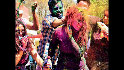 On Holi, Chandigarh woman cops to be deployed near PGs, hostels