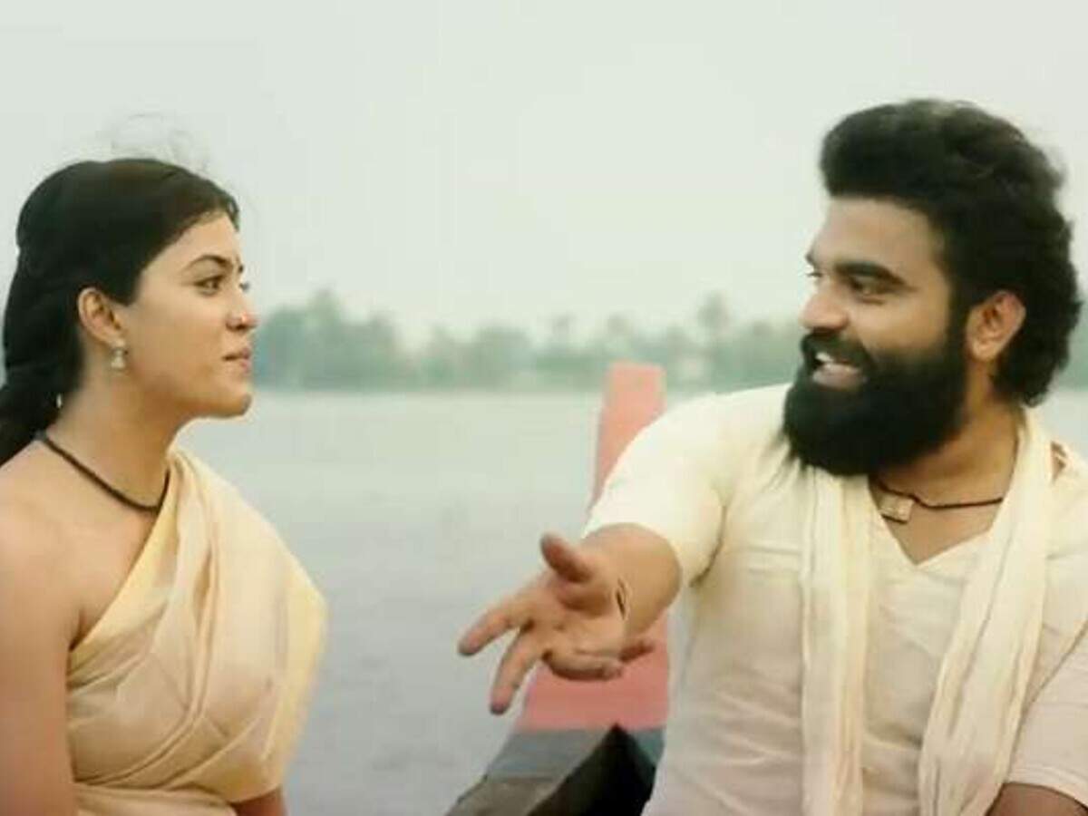 A WORLD OF WORLDS: RISE OF THE KING PARENTAL GUIDE