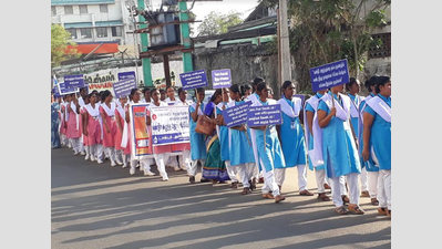 World Glaucoma Awareness Week: Nursing students take out rally in Tirunelveli
