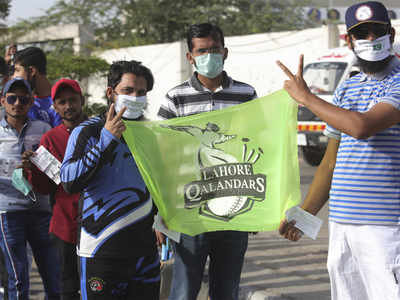 Pakistan Super League to carry on despite foreign exodus over coronavirus fears