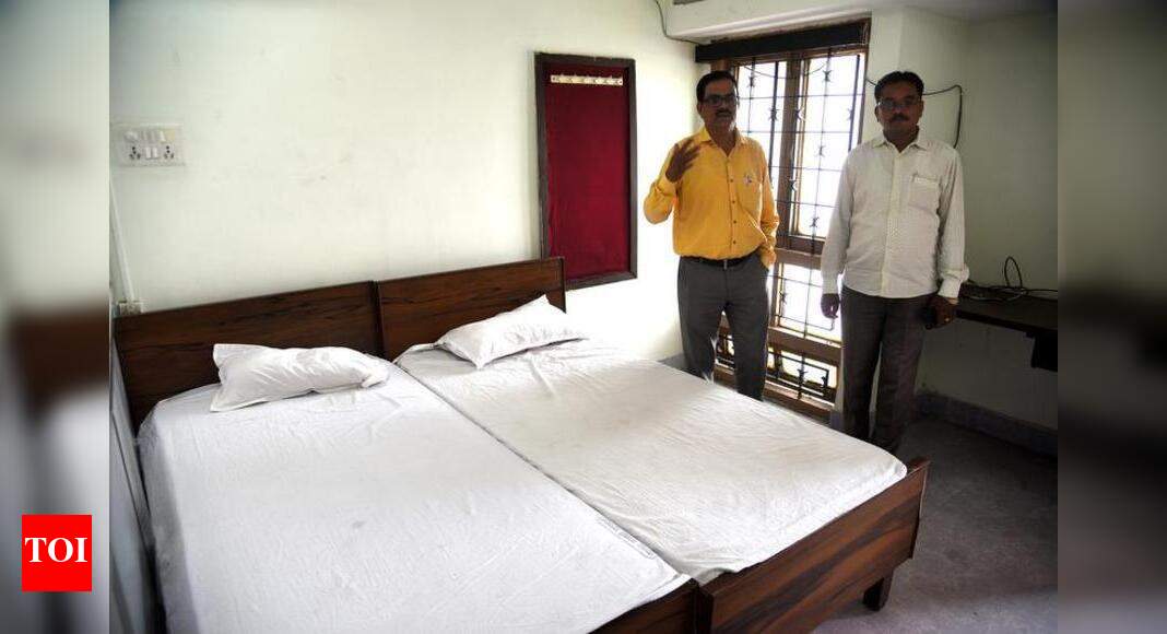 Over 300 isolation beds at MLA hostel for Covid19 patients Nagpur