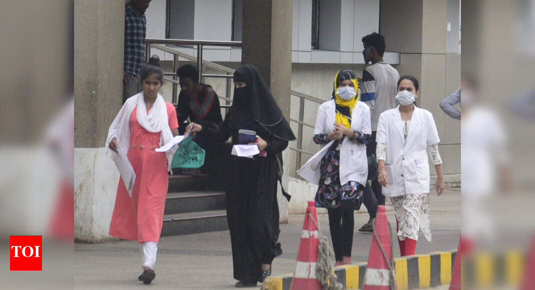 Coronavirus scare Dubaireturnee made to wait for 45 minutes in queue