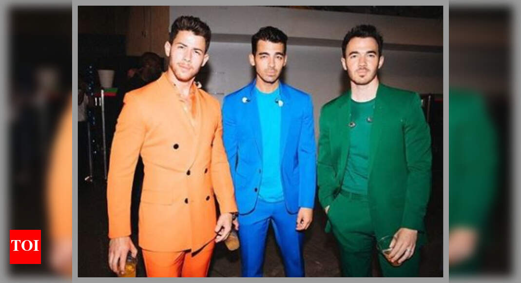 Jonas Brothers cancels Las Vegas residency amid growing concern over(01)