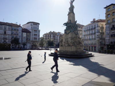Spain announces a lockdown, France shuts down the nightlife