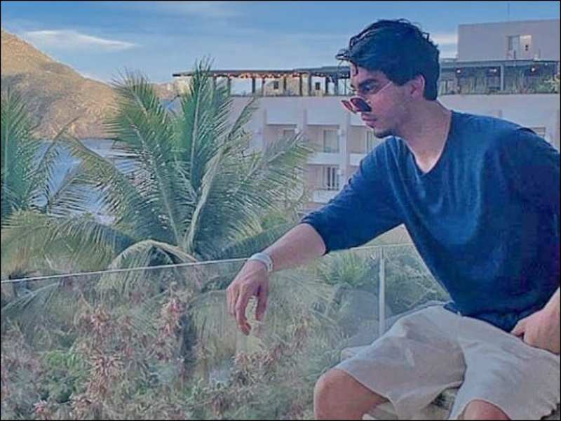 Aryan Khan looks handsome in THESE unseen pictures as he dons a new