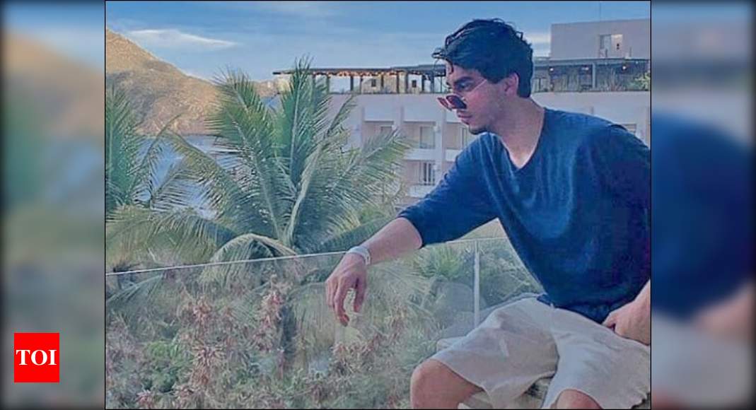 Aryan Khan looks handsome in THESE unseen pictures as he dons a new ...