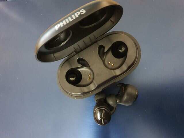 philips upbeat shb2515bk review