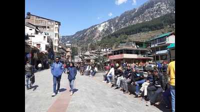 Coronavirus outbreak: No ban on entry of tourists in Manali
