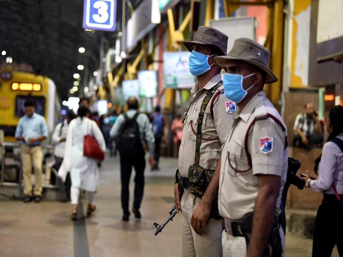 Coronavirus in Mumbai: Mumbai prepares to quarantine 26k Indians coming from Gulf | India News - Times of India