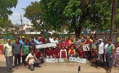 Nagpurians carry out cleanliness drive taking precautionary measures