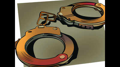 Two students held with brown sugar worth Rs 2.7 crore