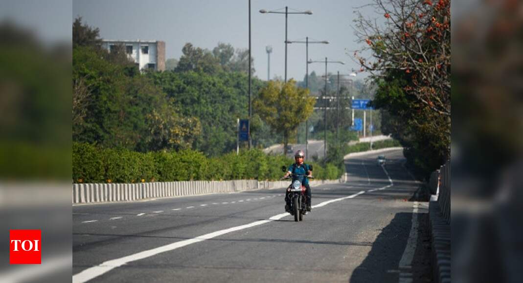 Janta Curfew: PM thanks people for staying at home