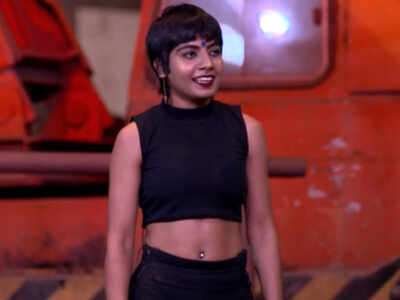 https://timesofindia.indiatimes.com/tv/news/hindi/roadies-revolution-contestant-with-bipolar-disorder-shares-her-story-of-self-harm-and-coming-out-strong/articleshow/74758171.cms