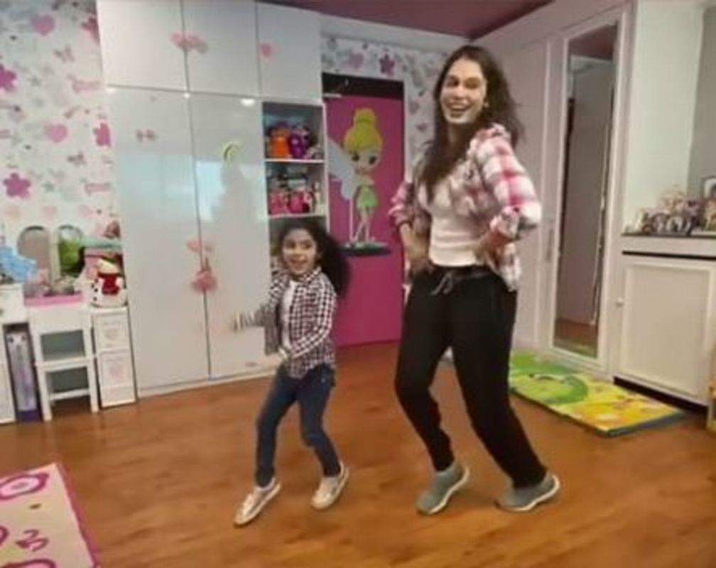 
Cute alert: Isha Koppikar Narang bonds with her daughter Rianna over a fun dance session and it’s adorable!
