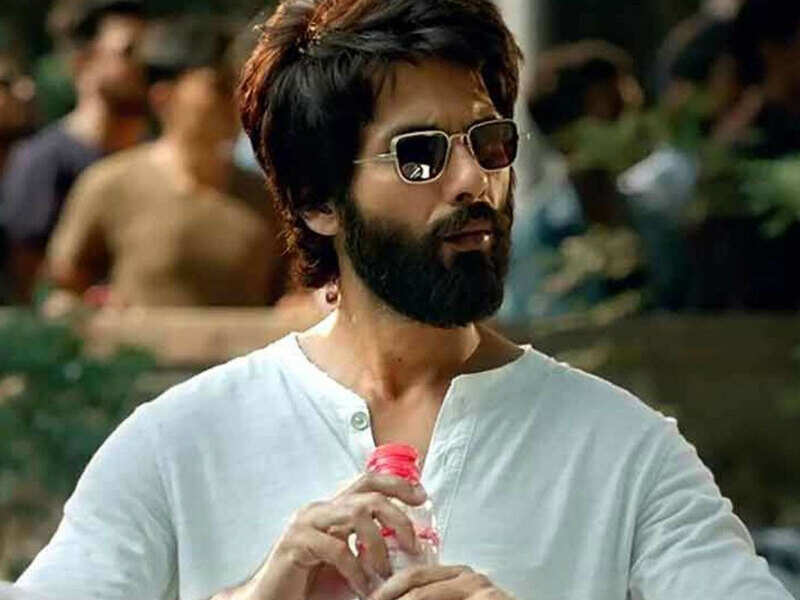 Shahid Kapoor keen to make more films like 'Kabir Singh'? | Hindi Movie News - Times of India Shahid Kapoor keen to make more films like 'Kabir Singh'? | Hindi Movie News - Times of India