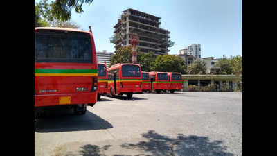 Mumbai: BEST runs 2,000 ‘essential’ buses, Uber off roads, no passenger trains for 9 days